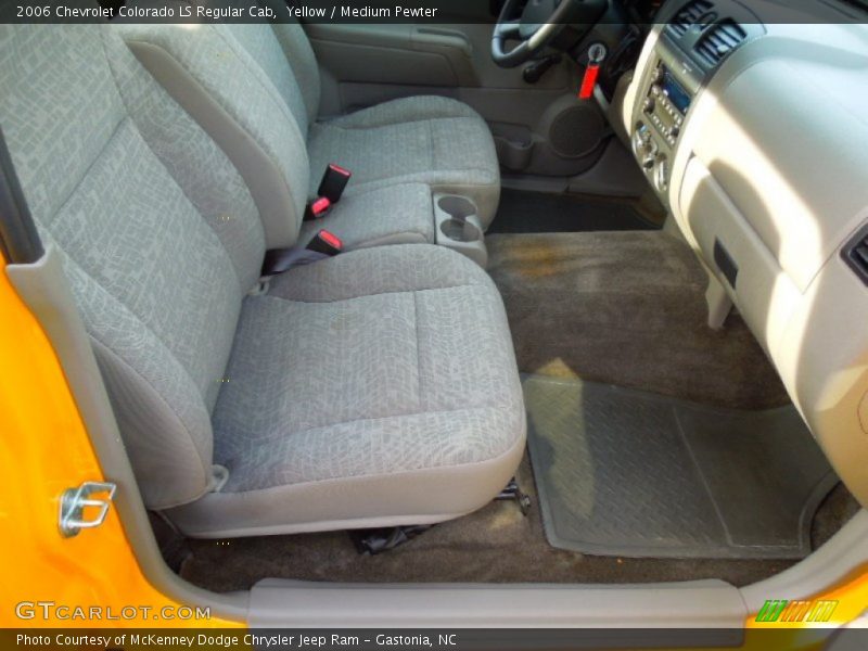  2006 Colorado LS Regular Cab Medium Pewter Interior