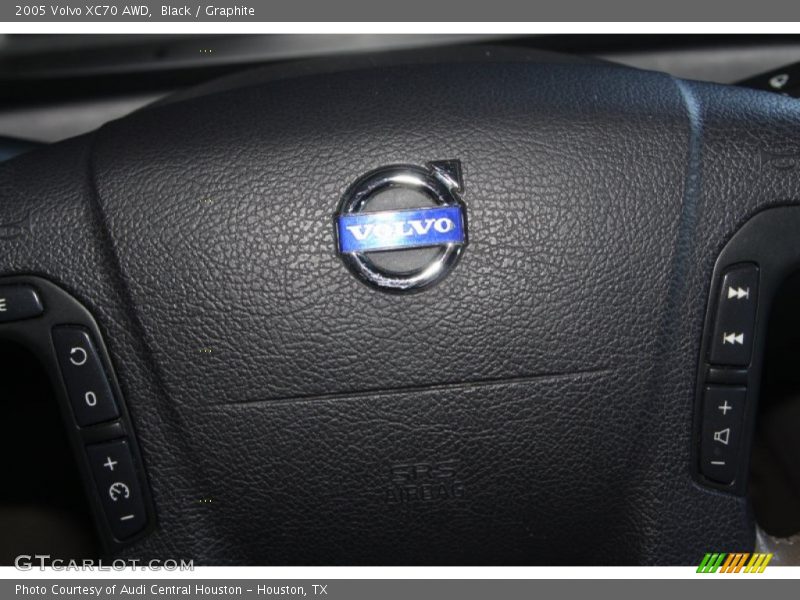 Black / Graphite 2005 Volvo XC70 AWD