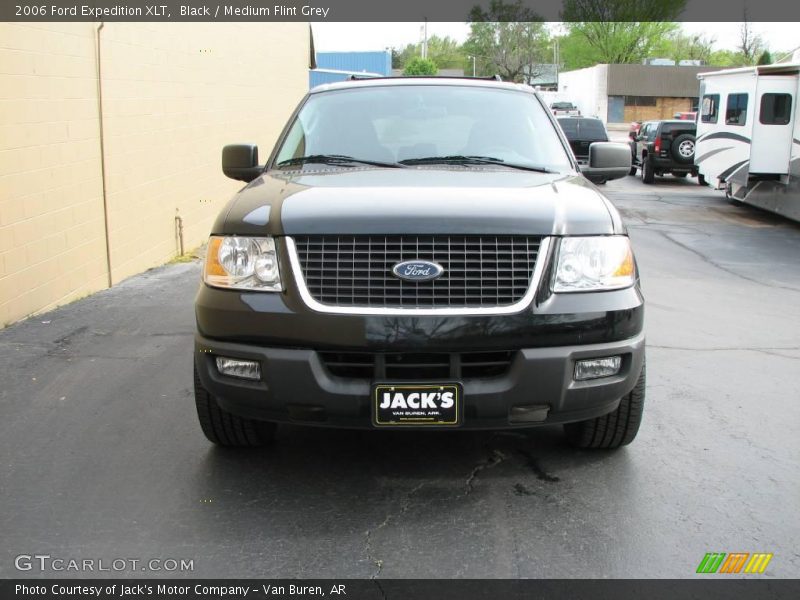 Black / Medium Flint Grey 2006 Ford Expedition XLT