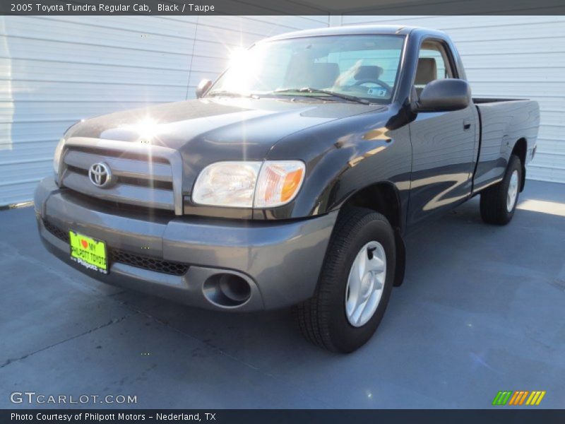 Black / Taupe 2005 Toyota Tundra Regular Cab