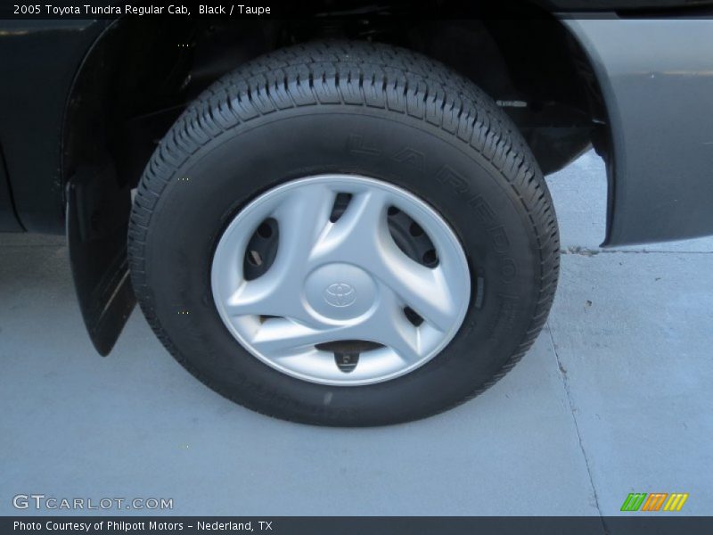 Black / Taupe 2005 Toyota Tundra Regular Cab