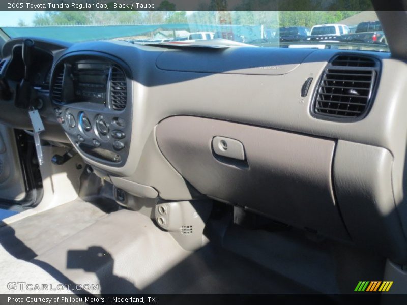 Black / Taupe 2005 Toyota Tundra Regular Cab