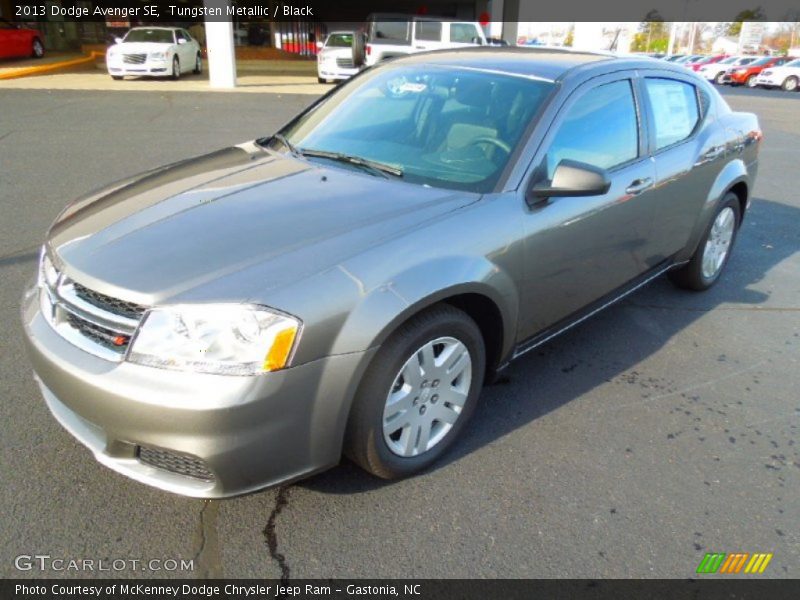 Tungsten Metallic / Black 2013 Dodge Avenger SE