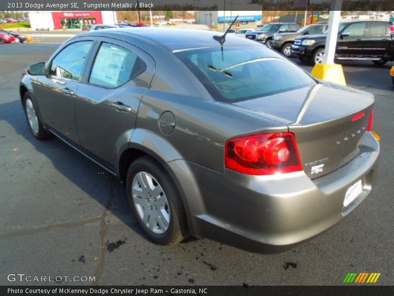 Tungsten Metallic / Black 2013 Dodge Avenger SE