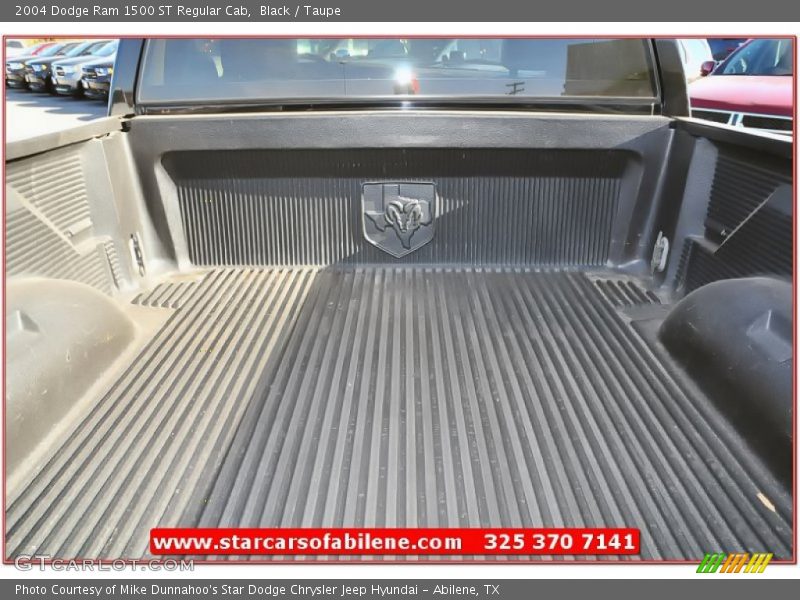 Black / Taupe 2004 Dodge Ram 1500 ST Regular Cab