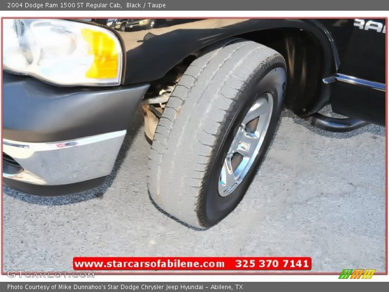 Black / Taupe 2004 Dodge Ram 1500 ST Regular Cab