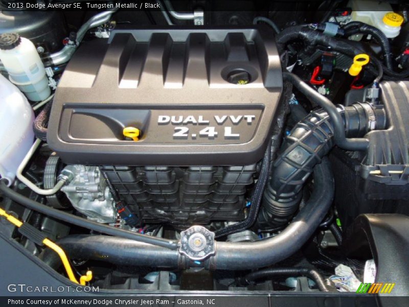 Tungsten Metallic / Black 2013 Dodge Avenger SE