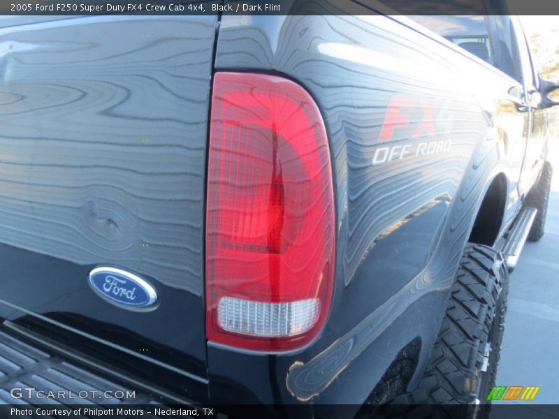 Black / Dark Flint 2005 Ford F250 Super Duty FX4 Crew Cab 4x4