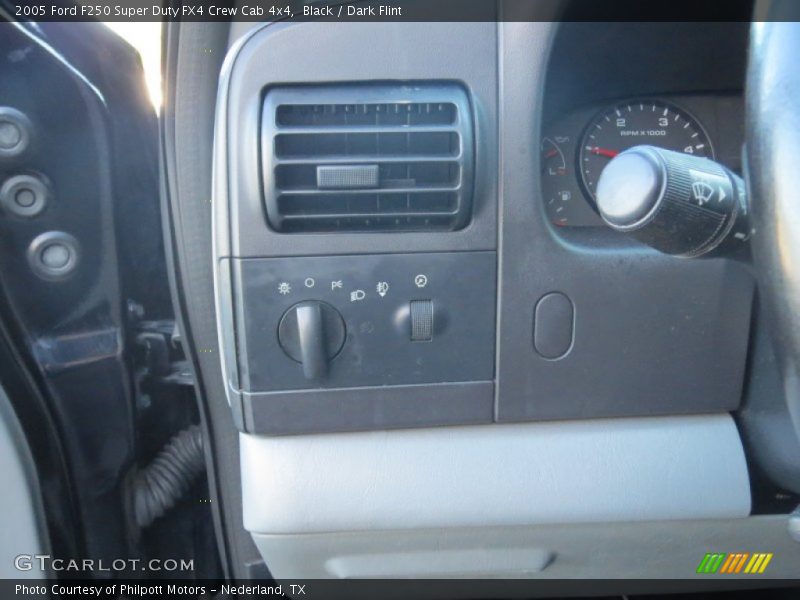 Black / Dark Flint 2005 Ford F250 Super Duty FX4 Crew Cab 4x4