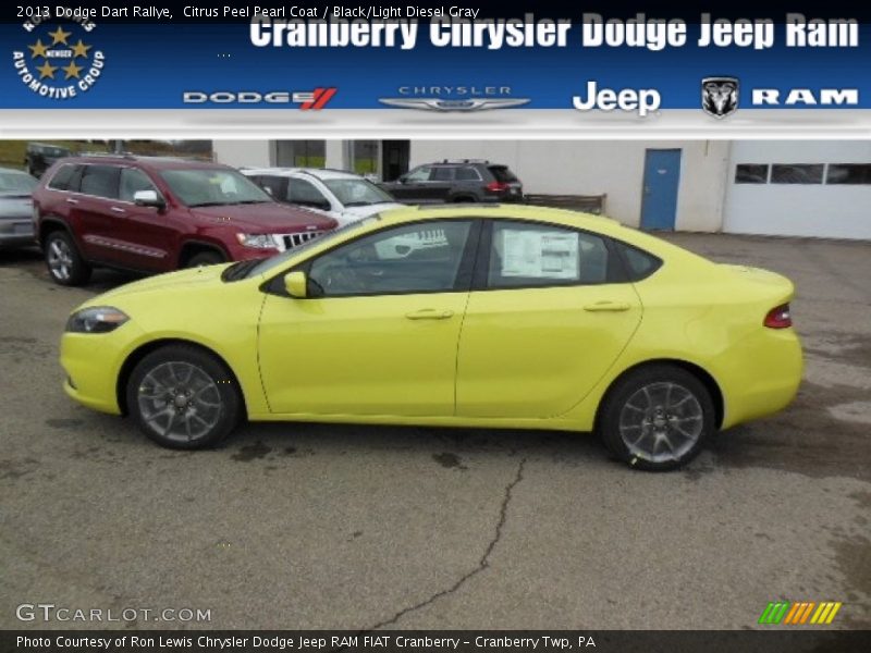 Citrus Peel Pearl Coat / Black/Light Diesel Gray 2013 Dodge Dart Rallye