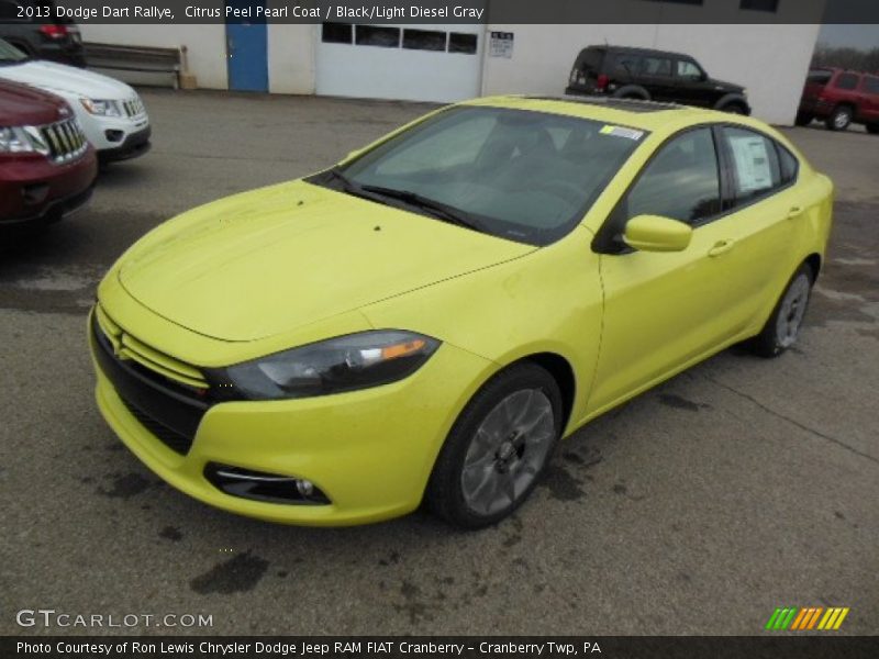 Citrus Peel Pearl Coat / Black/Light Diesel Gray 2013 Dodge Dart Rallye