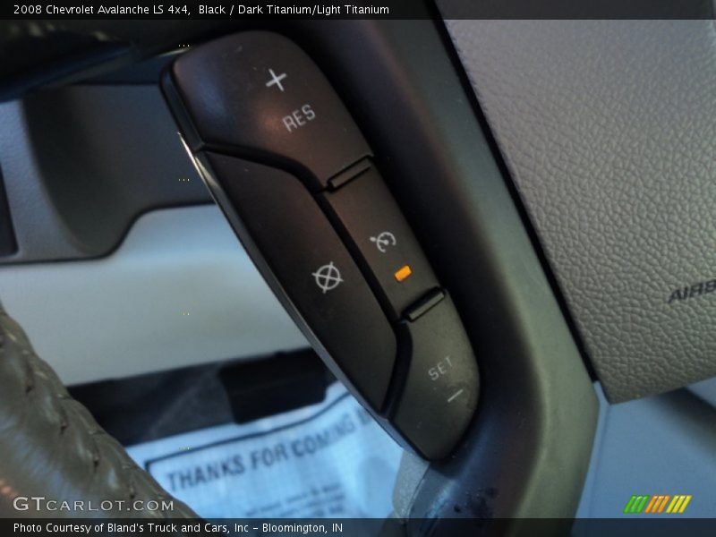 Black / Dark Titanium/Light Titanium 2008 Chevrolet Avalanche LS 4x4