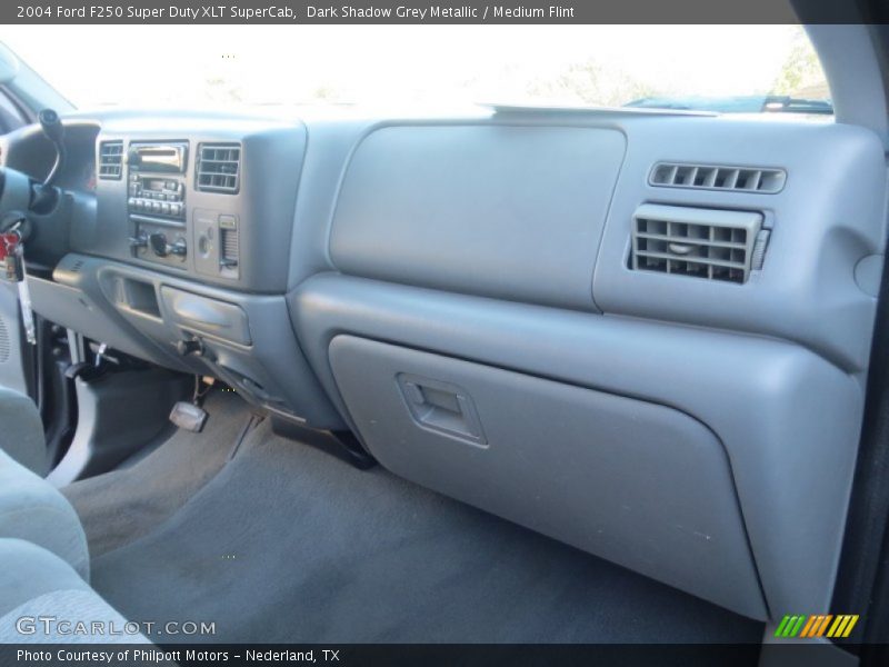Dark Shadow Grey Metallic / Medium Flint 2004 Ford F250 Super Duty XLT SuperCab