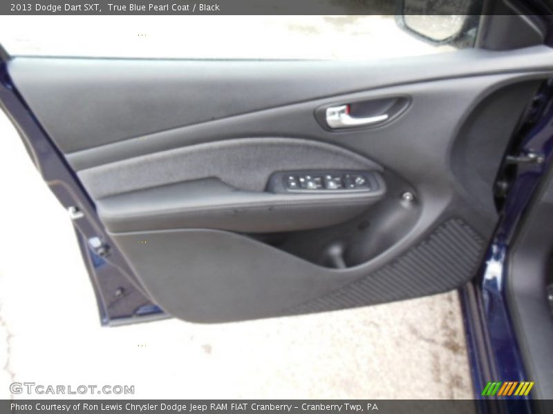 True Blue Pearl Coat / Black 2013 Dodge Dart SXT
