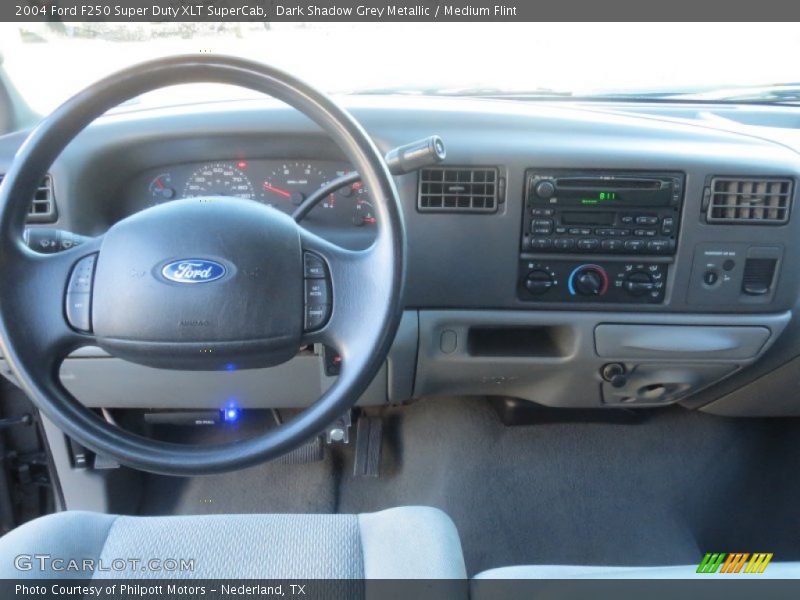 Dark Shadow Grey Metallic / Medium Flint 2004 Ford F250 Super Duty XLT SuperCab