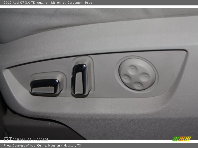 Ibis White / Cardamom Beige 2010 Audi Q7 3.0 TDI quattro