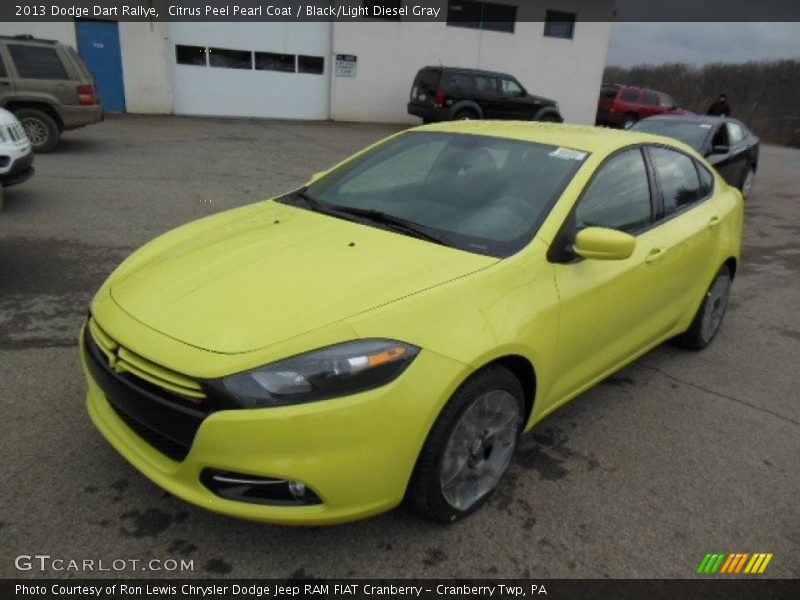 Citrus Peel Pearl Coat / Black/Light Diesel Gray 2013 Dodge Dart Rallye