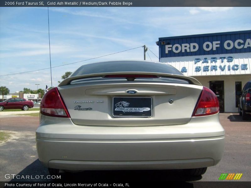 Gold Ash Metallic / Medium/Dark Pebble Beige 2006 Ford Taurus SE