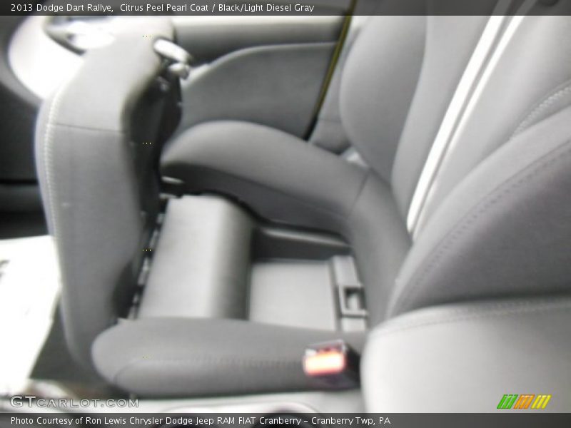 Citrus Peel Pearl Coat / Black/Light Diesel Gray 2013 Dodge Dart Rallye