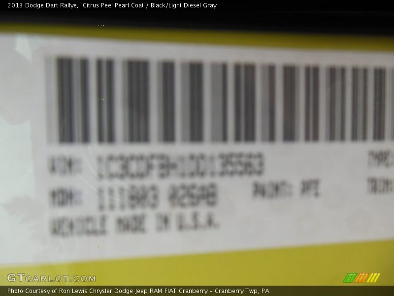 Citrus Peel Pearl Coat / Black/Light Diesel Gray 2013 Dodge Dart Rallye