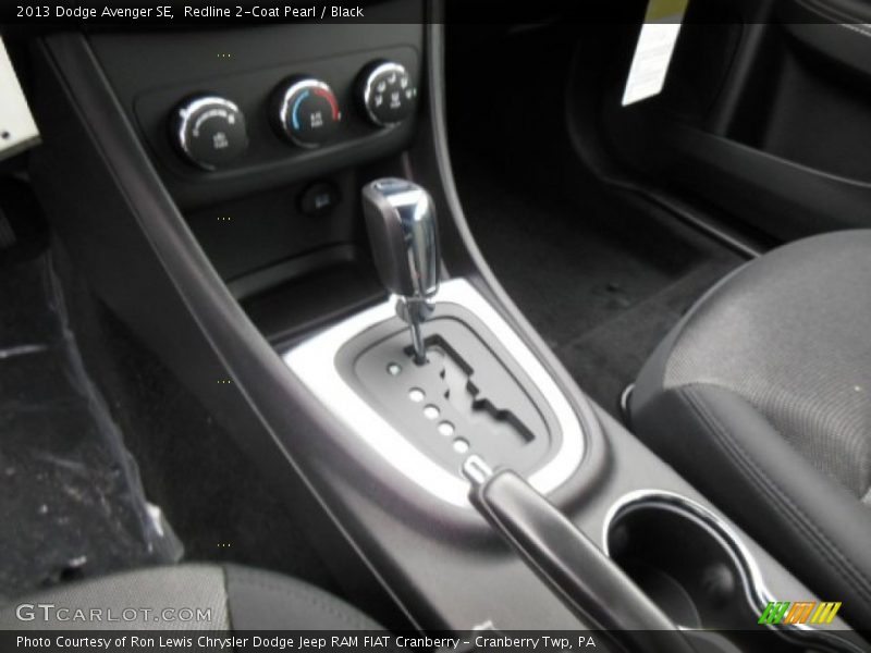 Redline 2-Coat Pearl / Black 2013 Dodge Avenger SE