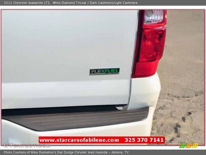 White Diamond Tricoat / Dark Cashmere/Light Cashmere 2011 Chevrolet Avalanche LTZ