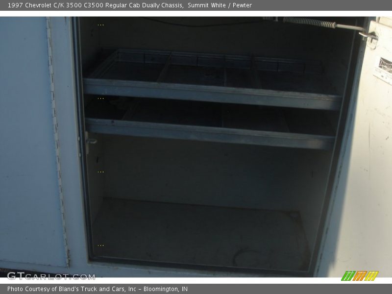 Summit White / Pewter 1997 Chevrolet C/K 3500 C3500 Regular Cab Dually Chassis