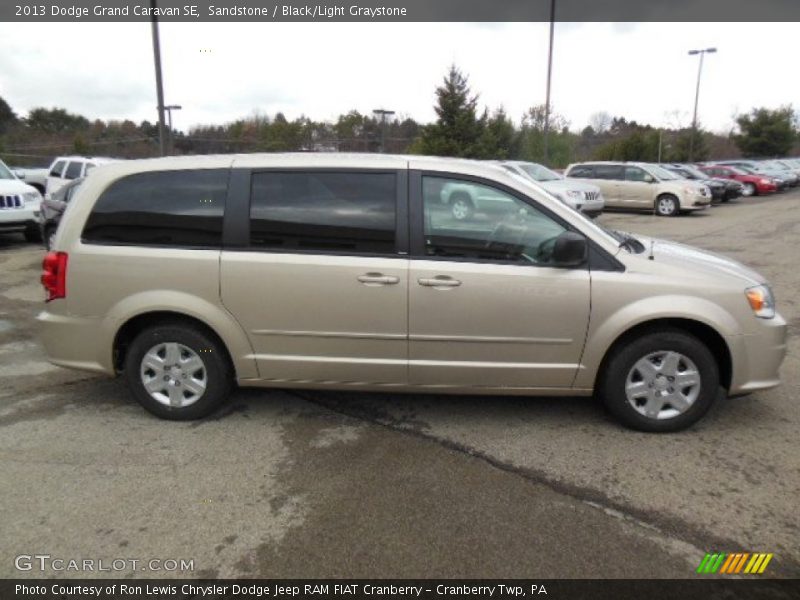 Sandstone / Black/Light Graystone 2013 Dodge Grand Caravan SE