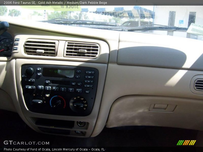 Gold Ash Metallic / Medium/Dark Pebble Beige 2006 Ford Taurus SE