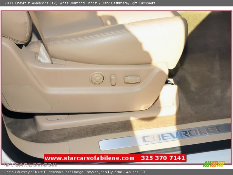 White Diamond Tricoat / Dark Cashmere/Light Cashmere 2011 Chevrolet Avalanche LTZ