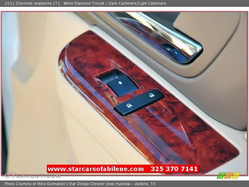 White Diamond Tricoat / Dark Cashmere/Light Cashmere 2011 Chevrolet Avalanche LTZ