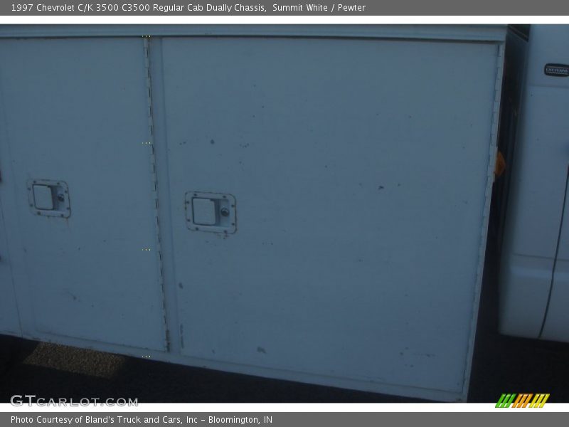 Summit White / Pewter 1997 Chevrolet C/K 3500 C3500 Regular Cab Dually Chassis