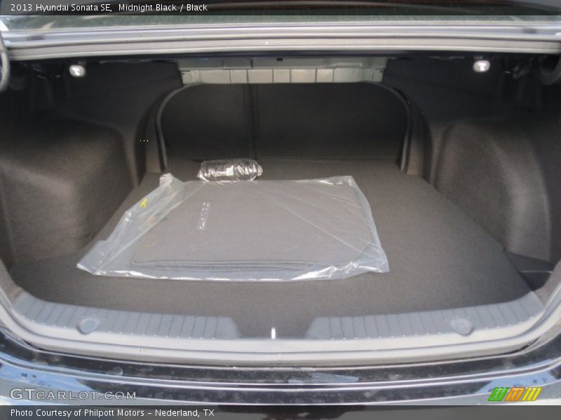 Midnight Black / Black 2013 Hyundai Sonata SE