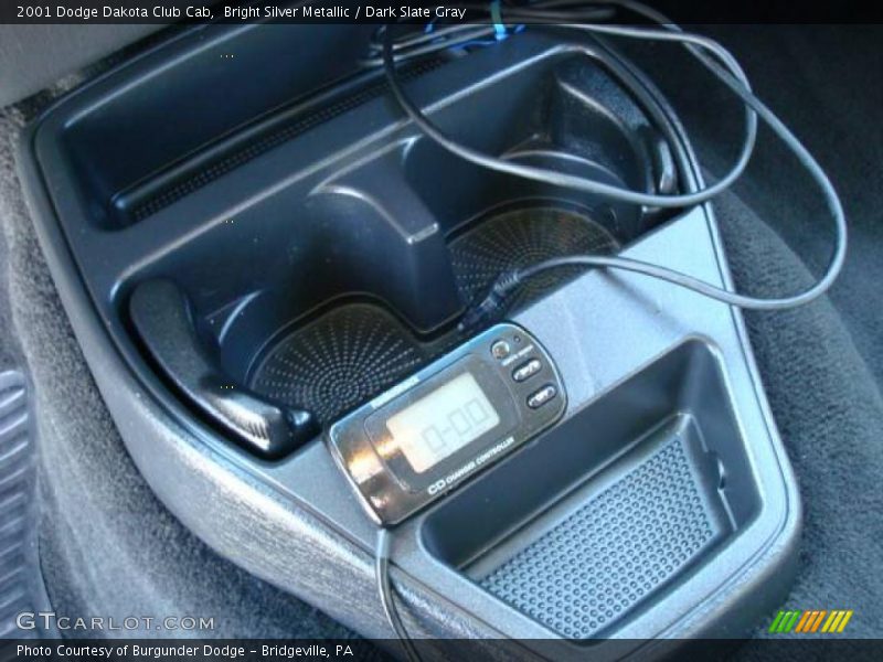 Bright Silver Metallic / Dark Slate Gray 2001 Dodge Dakota Club Cab