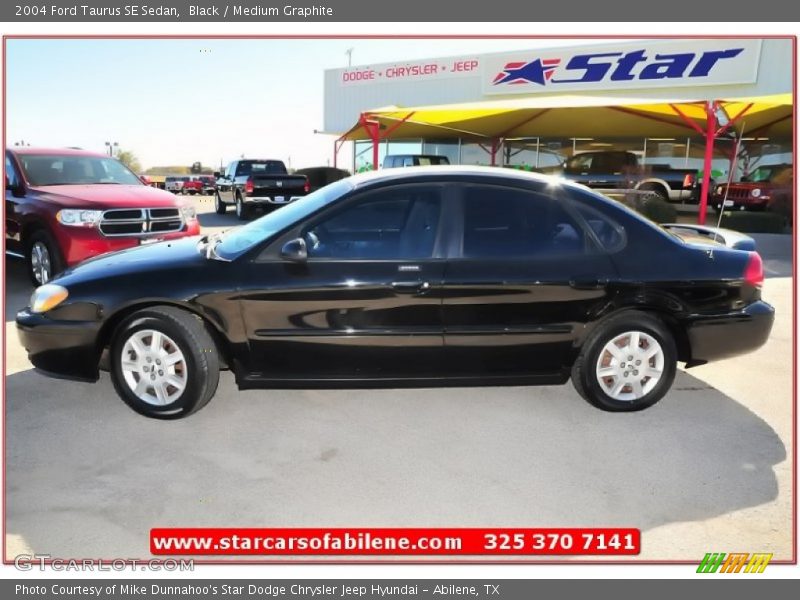 Black / Medium Graphite 2004 Ford Taurus SE Sedan