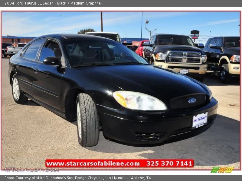 Black / Medium Graphite 2004 Ford Taurus SE Sedan