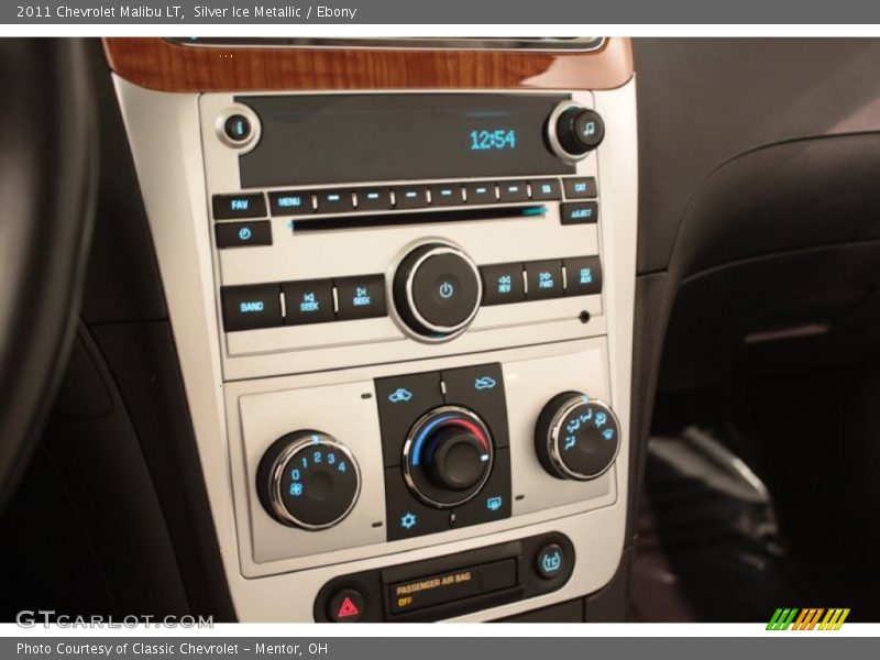 Silver Ice Metallic / Ebony 2011 Chevrolet Malibu LT