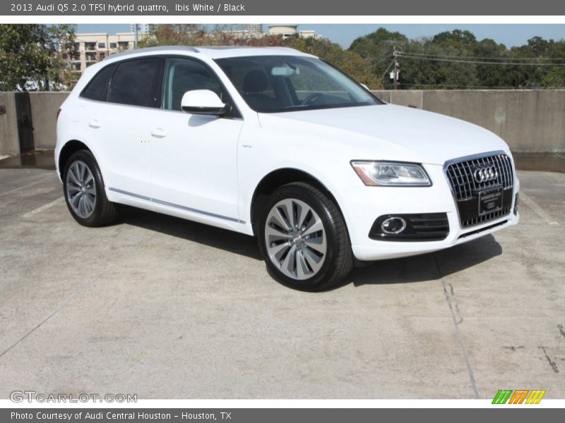Ibis White / Black 2013 Audi Q5 2.0 TFSI hybrid quattro
