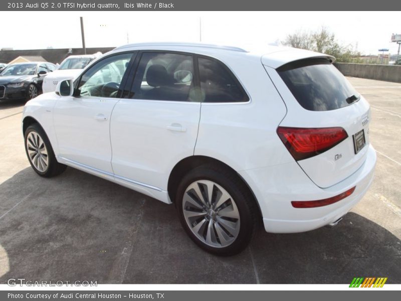 Ibis White / Black 2013 Audi Q5 2.0 TFSI hybrid quattro
