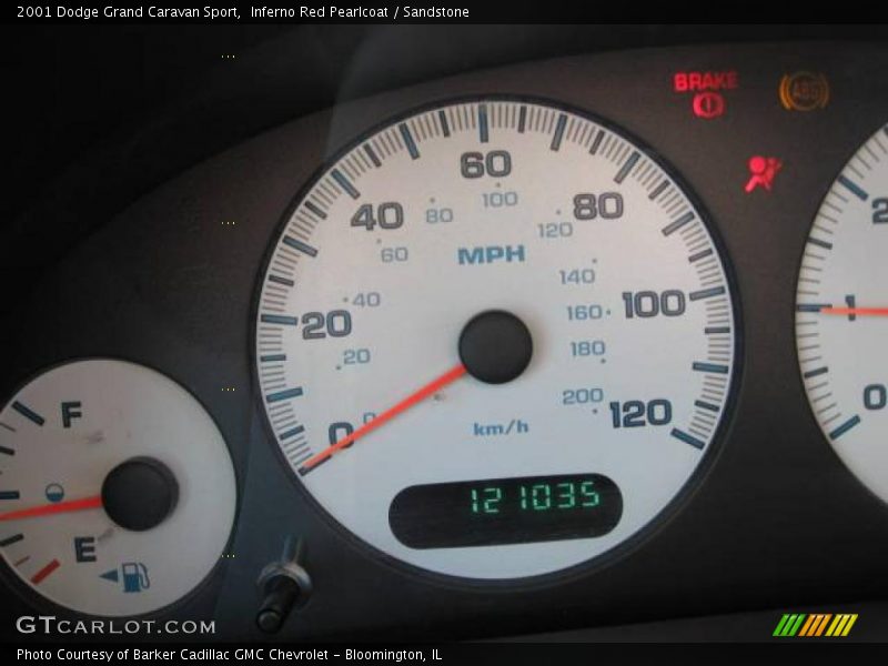 Inferno Red Pearlcoat / Sandstone 2001 Dodge Grand Caravan Sport