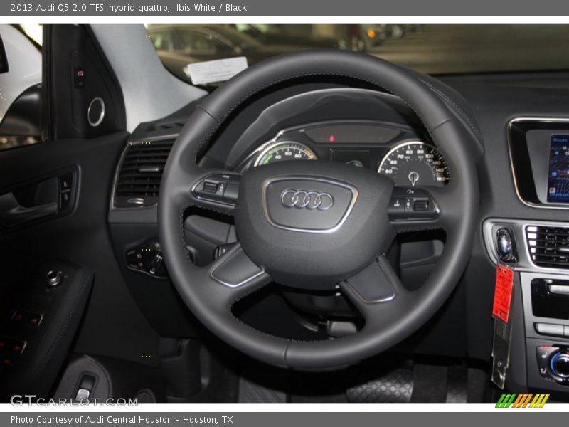 Ibis White / Black 2013 Audi Q5 2.0 TFSI hybrid quattro