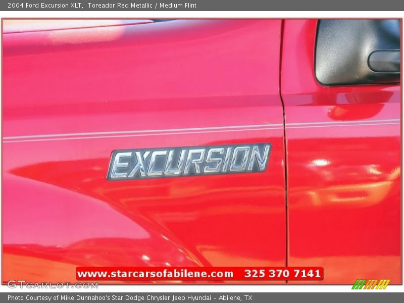 Toreador Red Metallic / Medium Flint 2004 Ford Excursion XLT