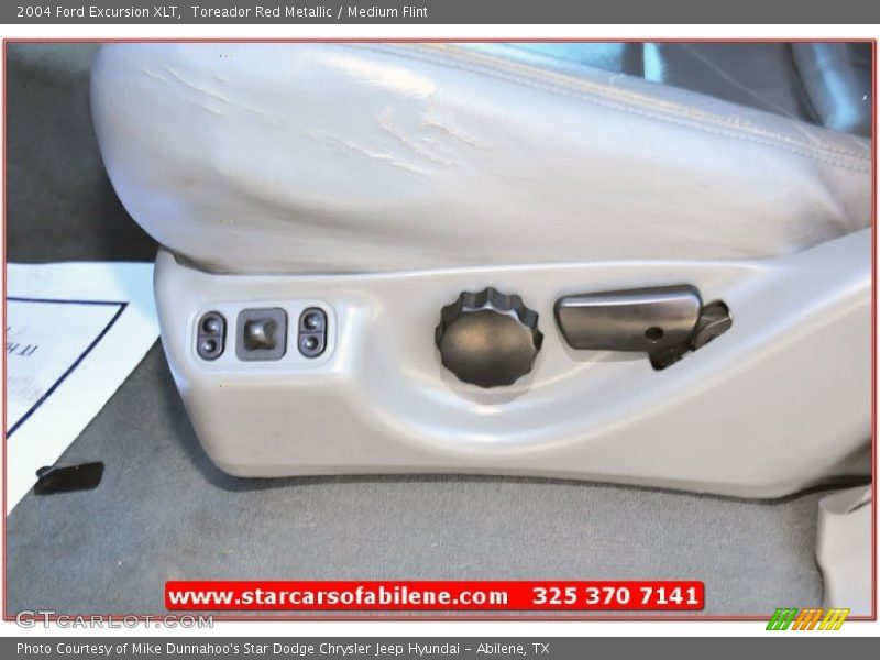 Toreador Red Metallic / Medium Flint 2004 Ford Excursion XLT