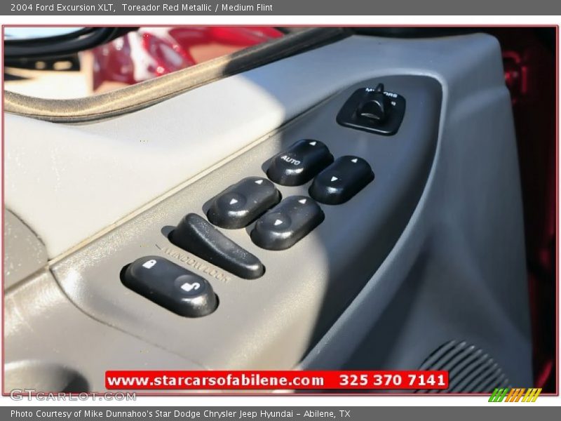 Toreador Red Metallic / Medium Flint 2004 Ford Excursion XLT
