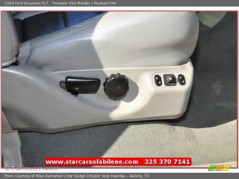 Toreador Red Metallic / Medium Flint 2004 Ford Excursion XLT