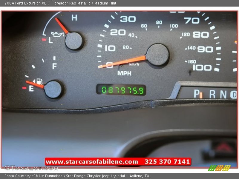 Toreador Red Metallic / Medium Flint 2004 Ford Excursion XLT