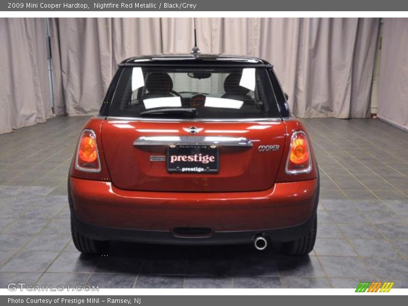 Nightfire Red Metallic / Black/Grey 2009 Mini Cooper Hardtop