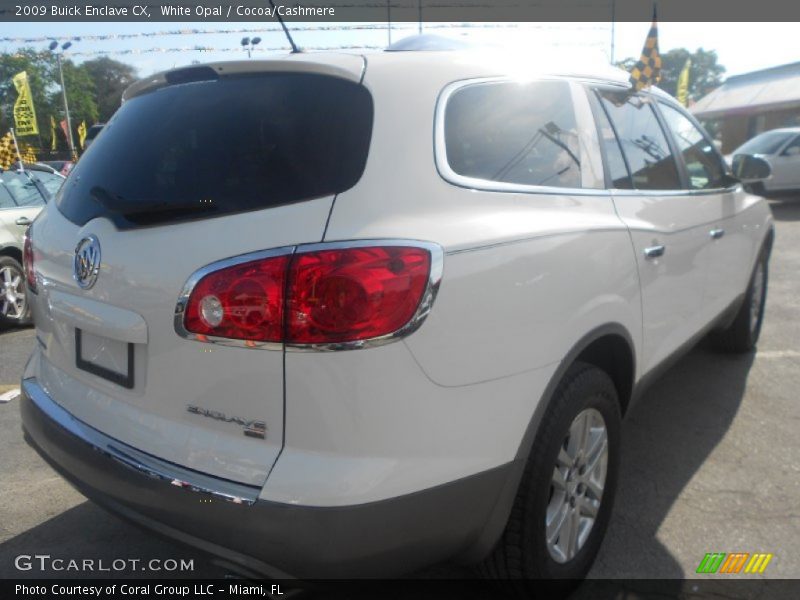 White Opal / Cocoa/Cashmere 2009 Buick Enclave CX