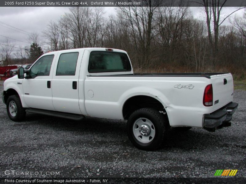 Oxford White / Medium Flint 2005 Ford F250 Super Duty XL Crew Cab 4x4