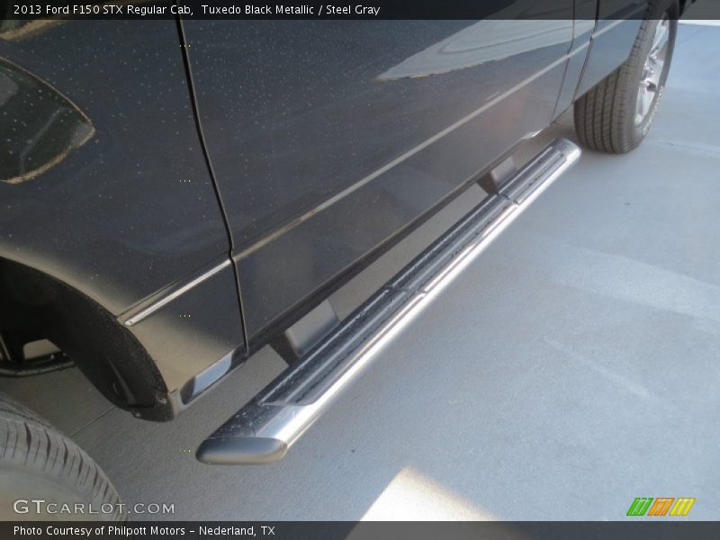 Tuxedo Black Metallic / Steel Gray 2013 Ford F150 STX Regular Cab